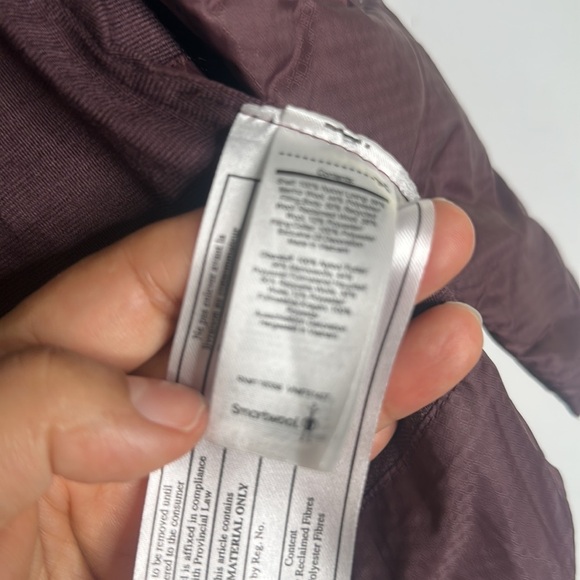 Smart wool smart loft wool burgundy puffer vest size small - Picture 9 of 16